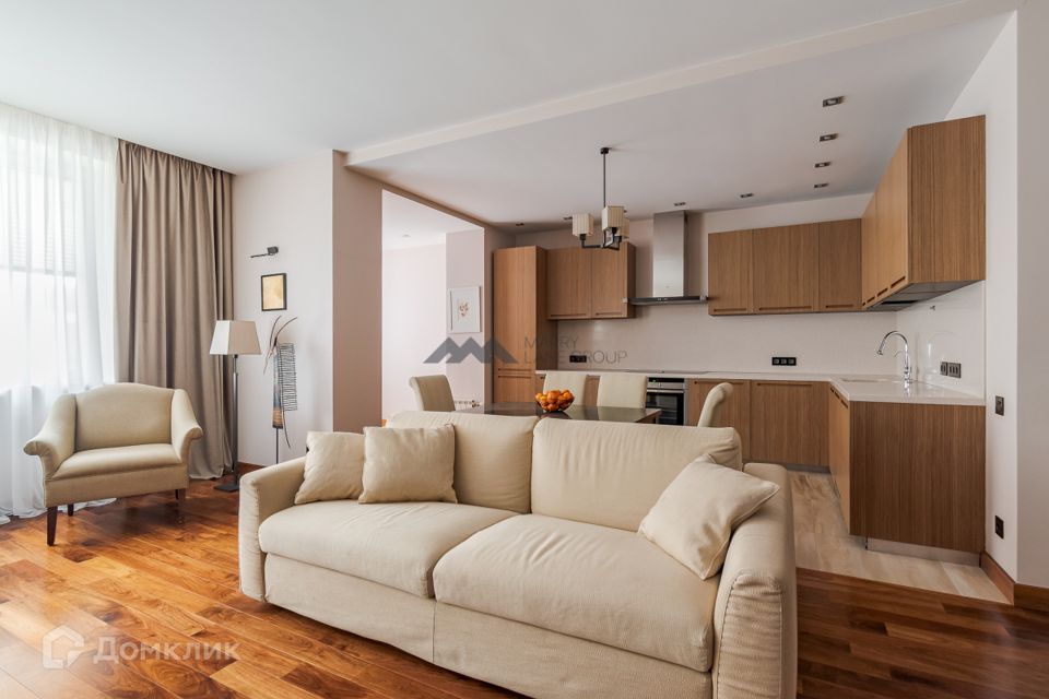 Сдаётся 3-комнатная квартира, 119.1 м²