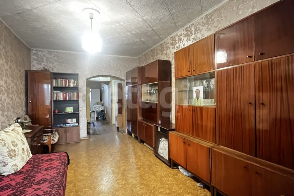 Продаётся 3-комнатная квартира, 70 м²