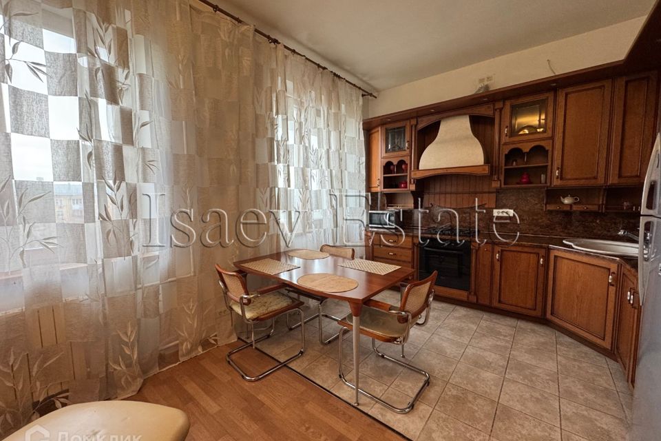 Продаётся 2-комнатная квартира, 60 м²