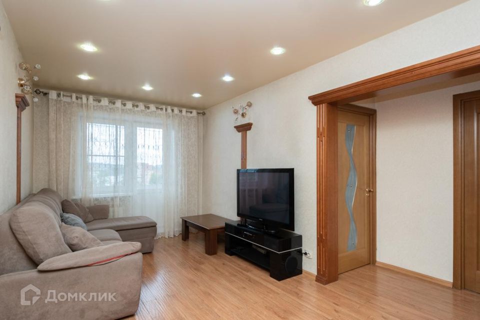 Продаётся 5-комнатная квартира, 98.6 м²