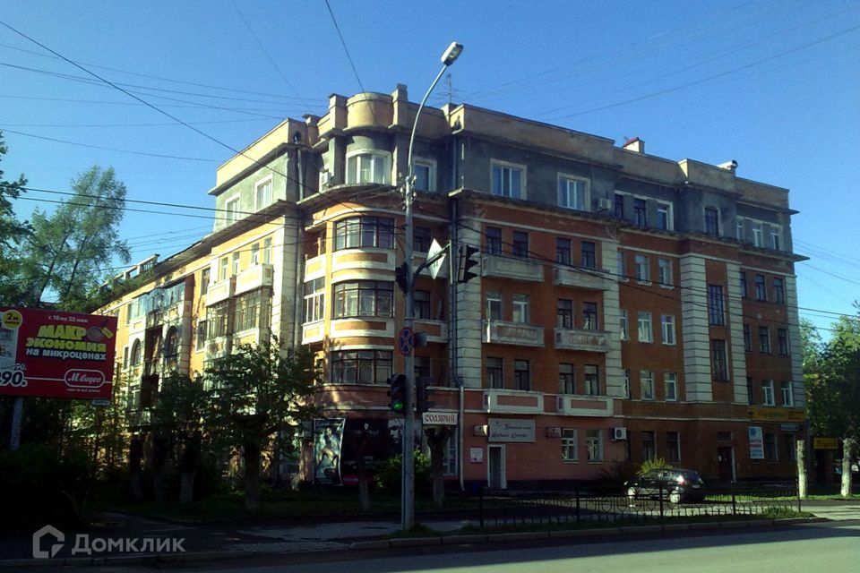 Продаётся 3-комнатная квартира, 96.2 м²