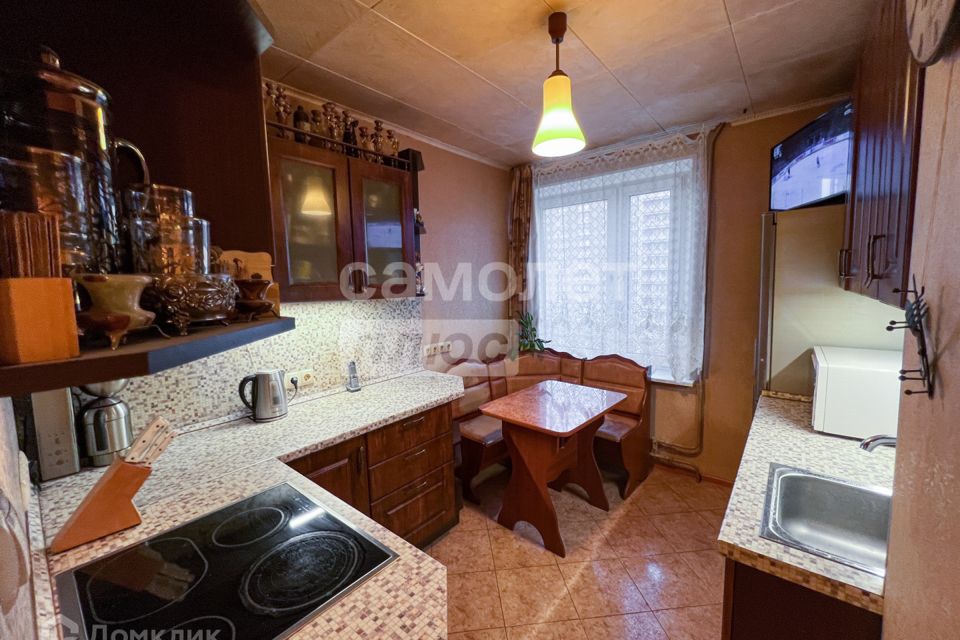 Продаётся 3-комнатная квартира, 63.8 м²