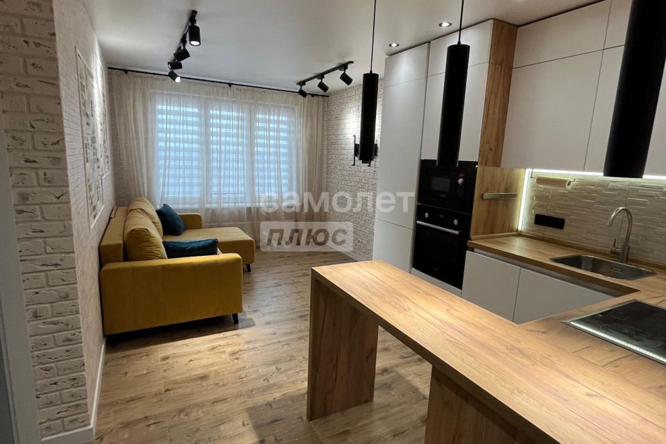 Продаётся 1-комнатная квартира, 37 м²