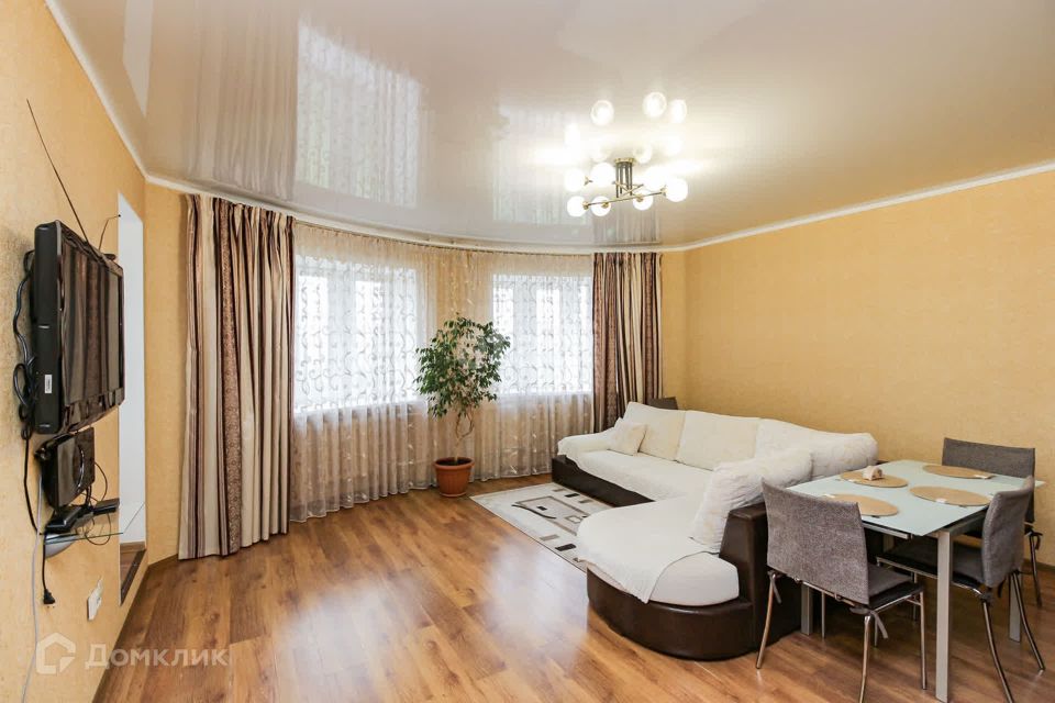 Продаётся 1-комнатная квартира, 54.4 м²