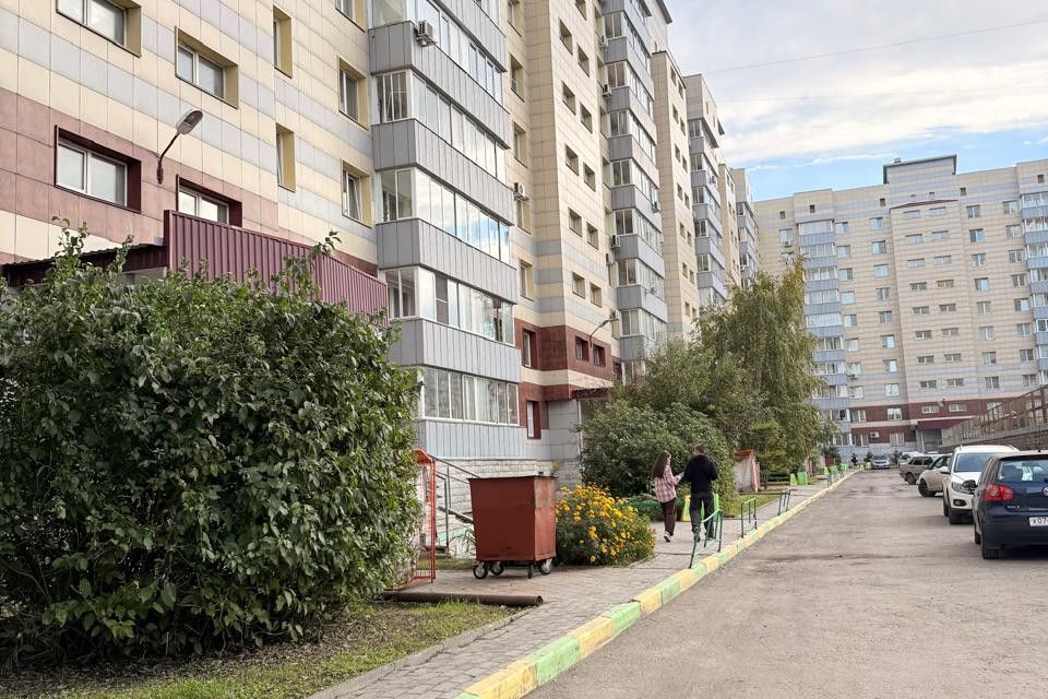 Продаётся 3-комнатная квартира, 71.3 м²