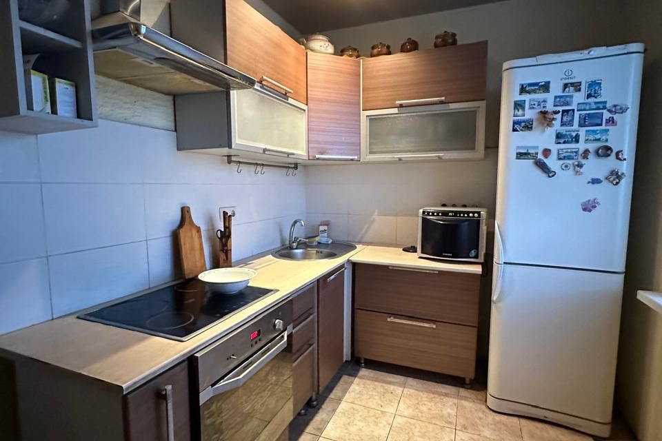 Продаётся 4-комнатная квартира, 80.8 м²