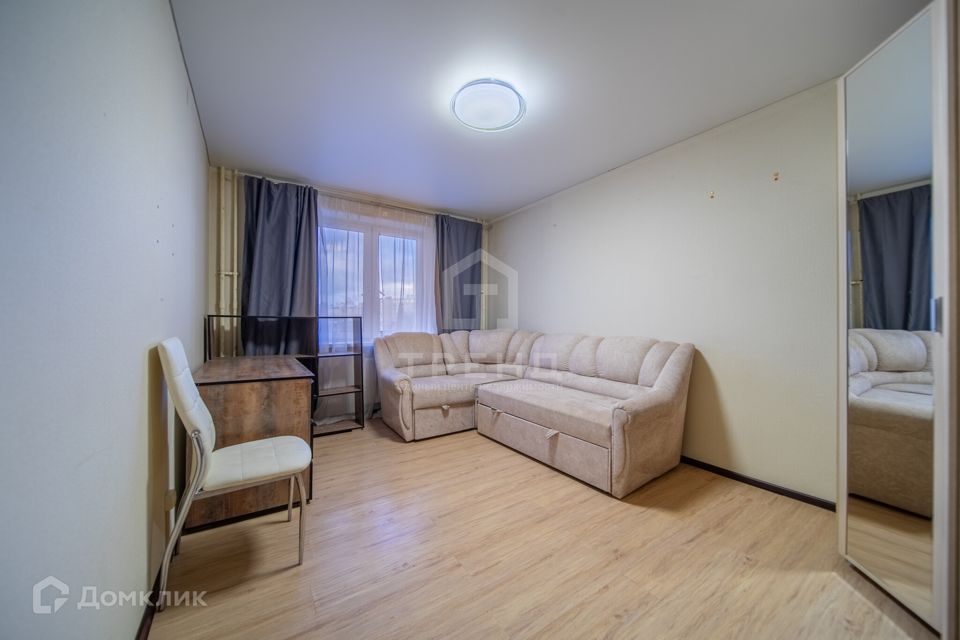 Продаётся 1-комнатная квартира, 42.4 м²