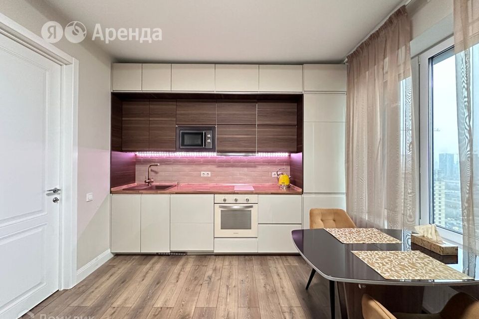 Сдаётся 1-комнатная квартира, 40 м²