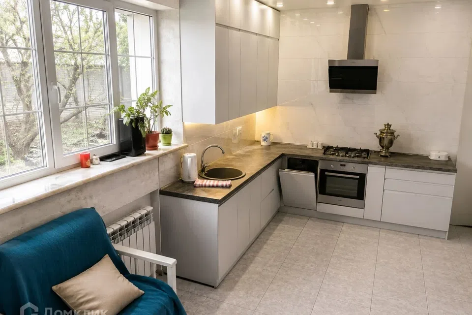 Продаётся 2-этажный дом, 140 м²