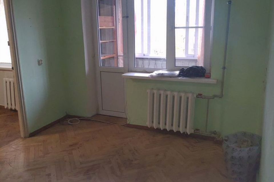Продаётся 3-комнатная квартира, 56.7 м²