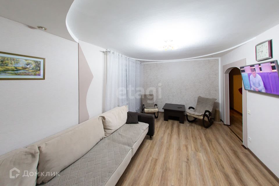Продаётся 4-комнатная квартира, 71.9 м²