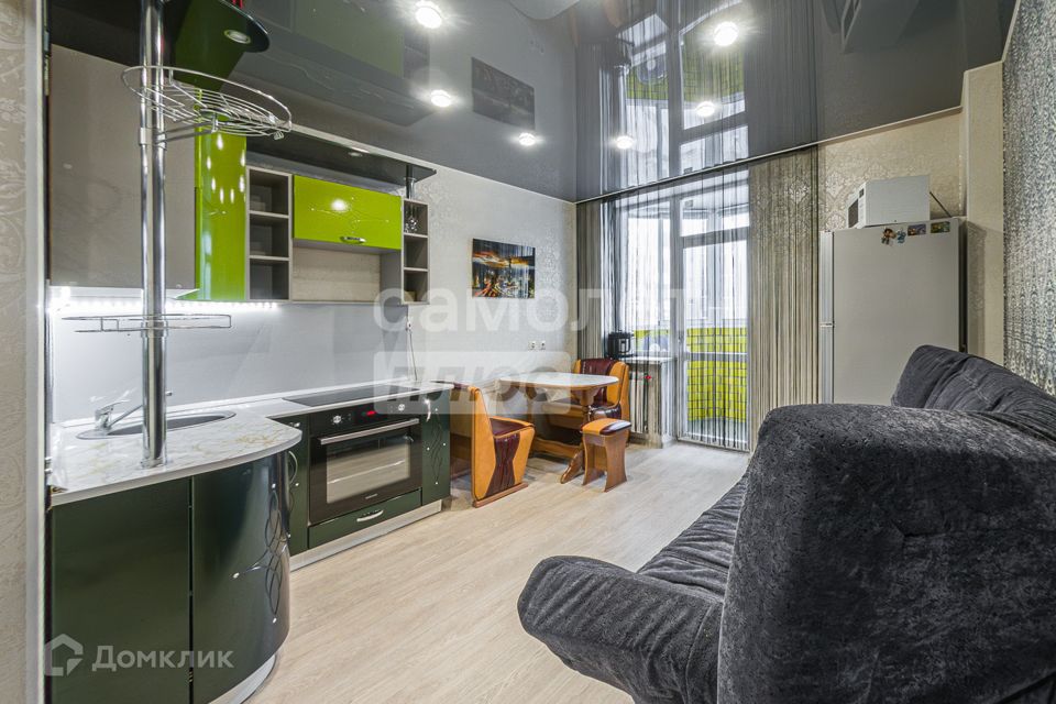 Продаётся 1-комнатная квартира, 49.2 м²