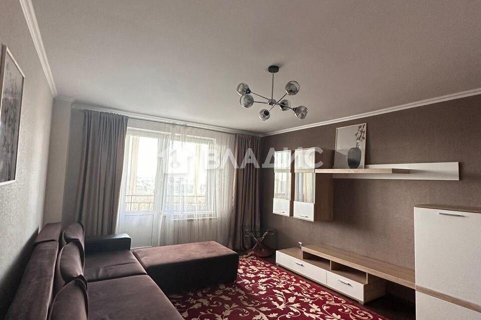 Продаётся 2-комнатная квартира, 71.4 м²