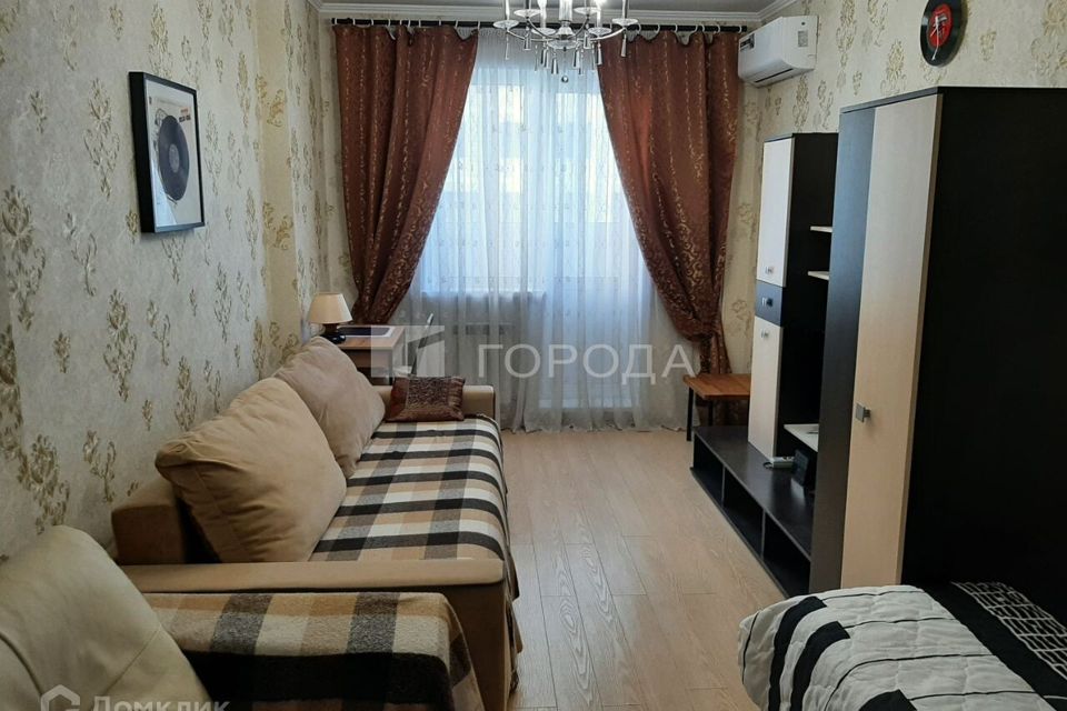 Сдаётся 1-комнатная квартира, 42 м²