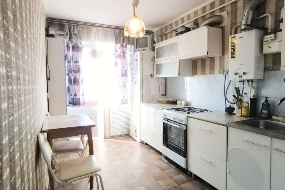 Продаётся 3-комнатная квартира, 57 м²