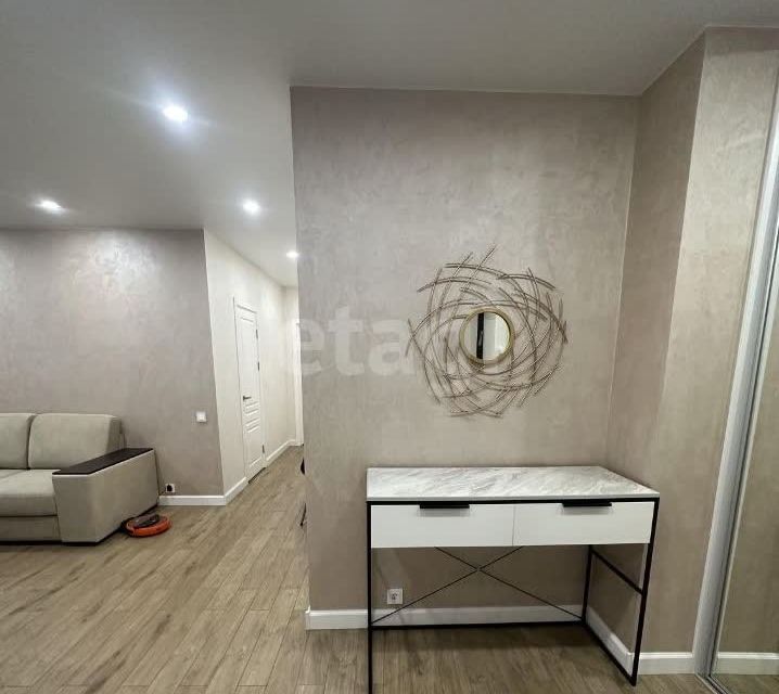 Продаётся 2-комнатная квартира, 69.4 м²