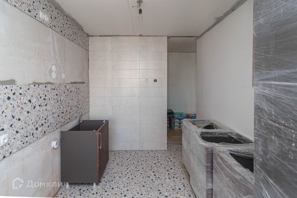 Продаётся 5-комнатная квартира, 97 м²