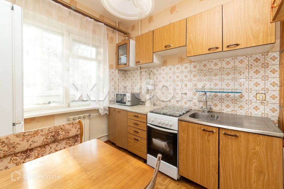 Продаётся 2-комнатная квартира, 50.4 м²
