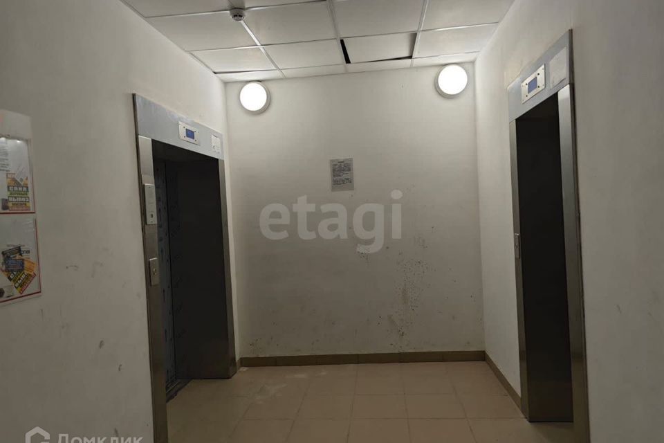 Продаётся 1-комнатная квартира, 47.2 м²