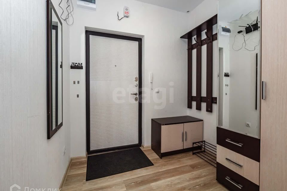 Продаётся 2-комнатная квартира, 58.6 м²