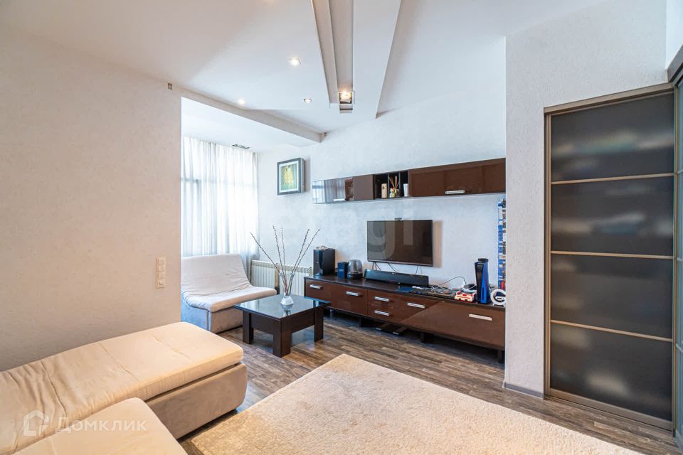 Продаётся 1-комнатная квартира, 53.4 м²