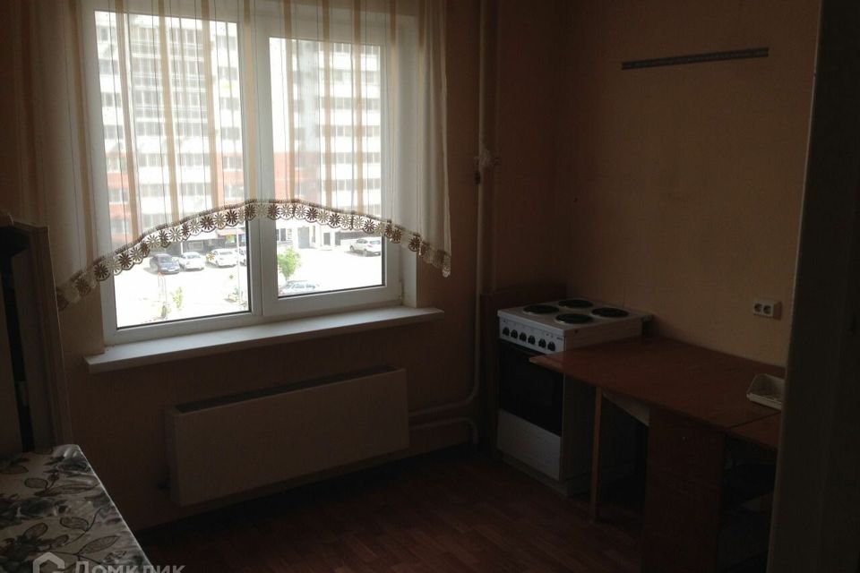 Продаётся 1-комнатная квартира, 38 м²