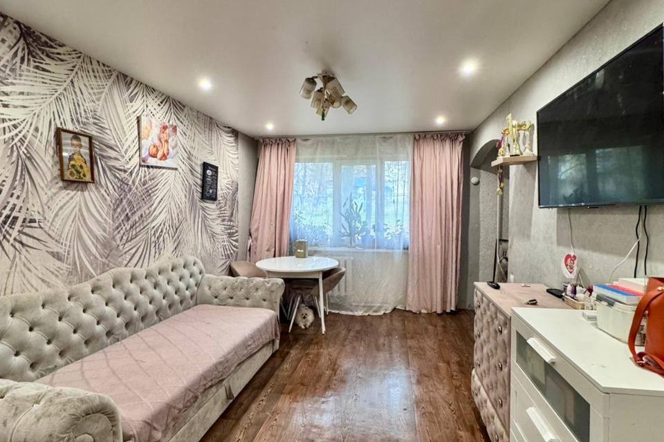 Продаётся 3-комнатная квартира, 58 м²