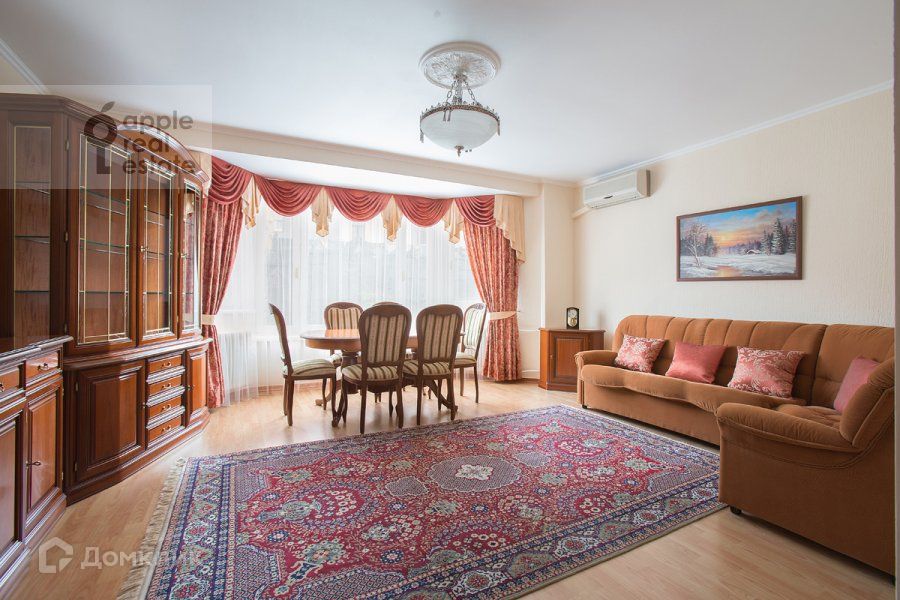 Сдаётся 3-комнатная квартира, 107 м²