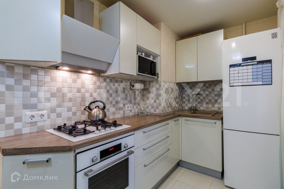 Продаётся 3-комнатная квартира, 74.4 м²
