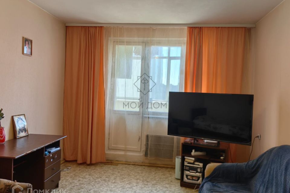 Продаётся 1-комнатная квартира, 37.9 м²