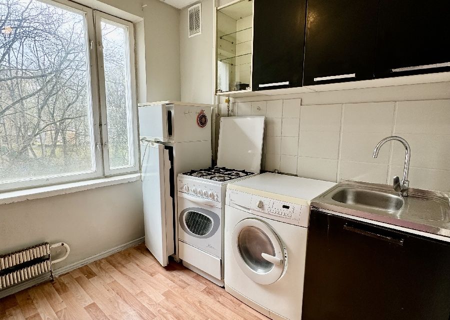 Продаётся 3-комнатная квартира, 49.8 м²