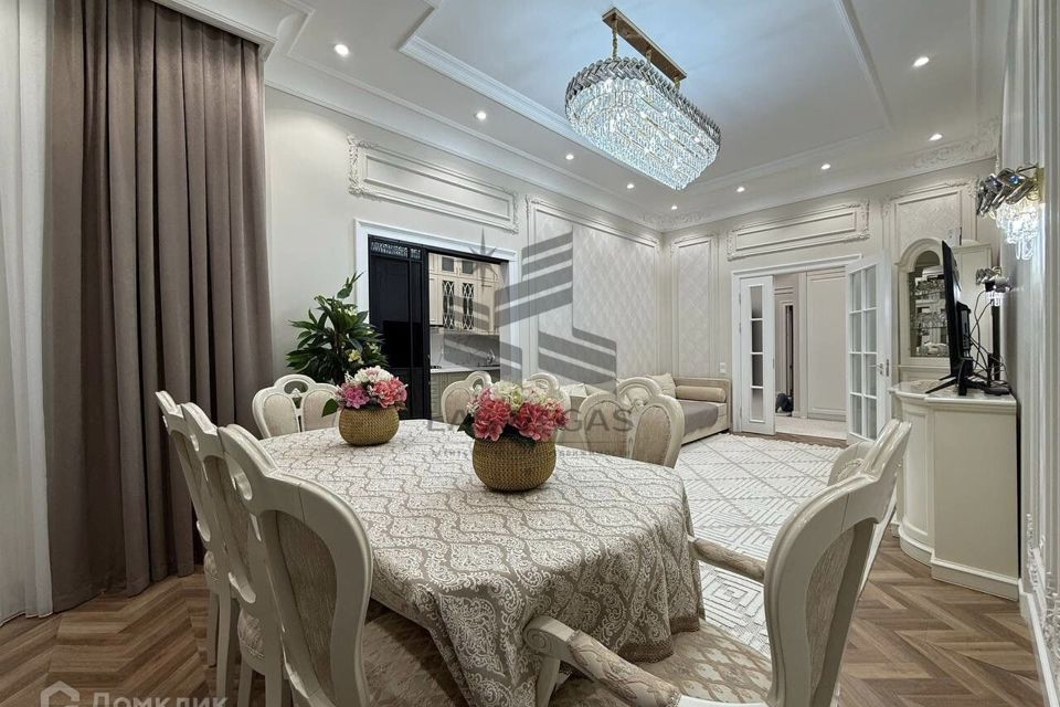 Сдаётся 3-комнатная квартира, 90 м²