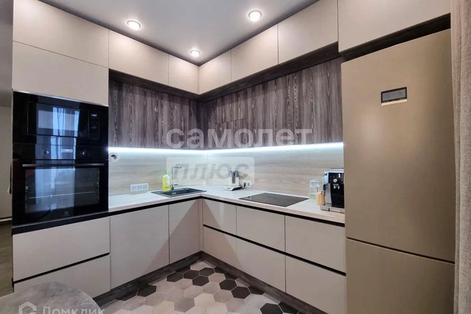 Продаётся 2-комнатная квартира, 53.6 м²