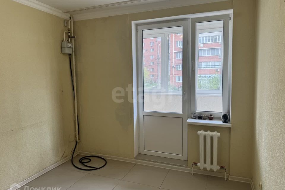 Продаётся 1-комнатная квартира, 43 м²