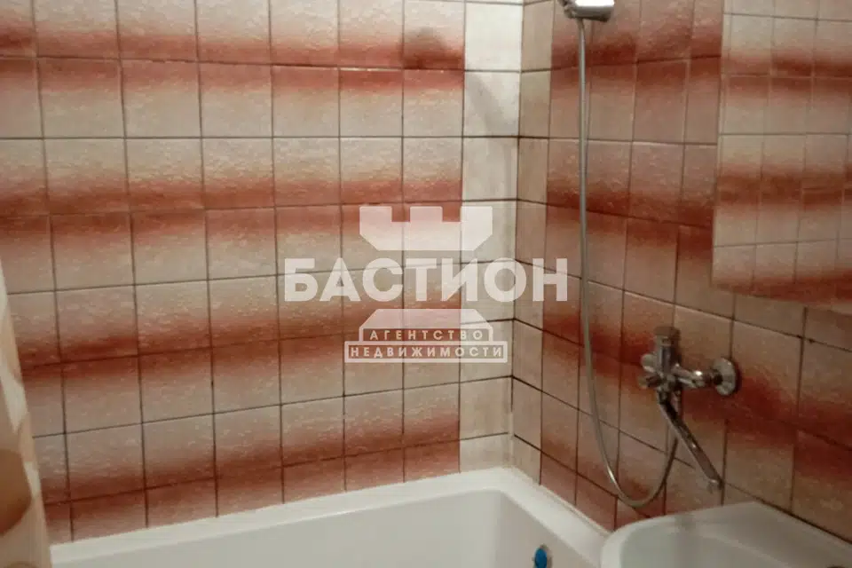 Продаётся 4-комнатная квартира, 85 м²