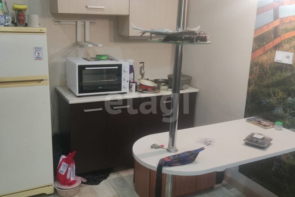 Продаётся комната в 5-комн. квартире, 18 м²