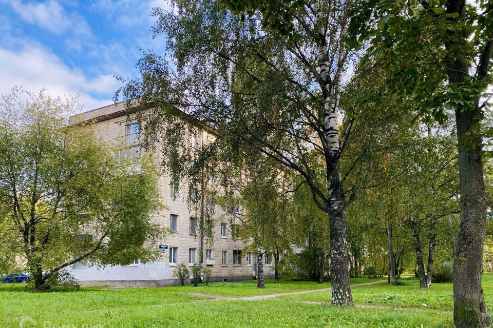 Продаётся 3-комнатная квартира, 55.9 м²