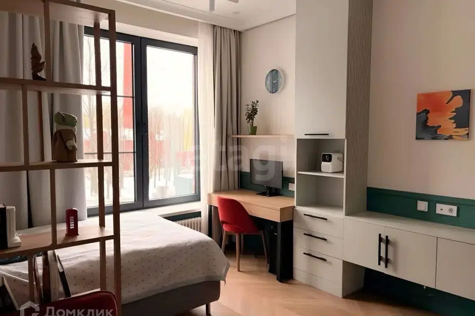 Продаётся 3-комнатная квартира, 111 м²