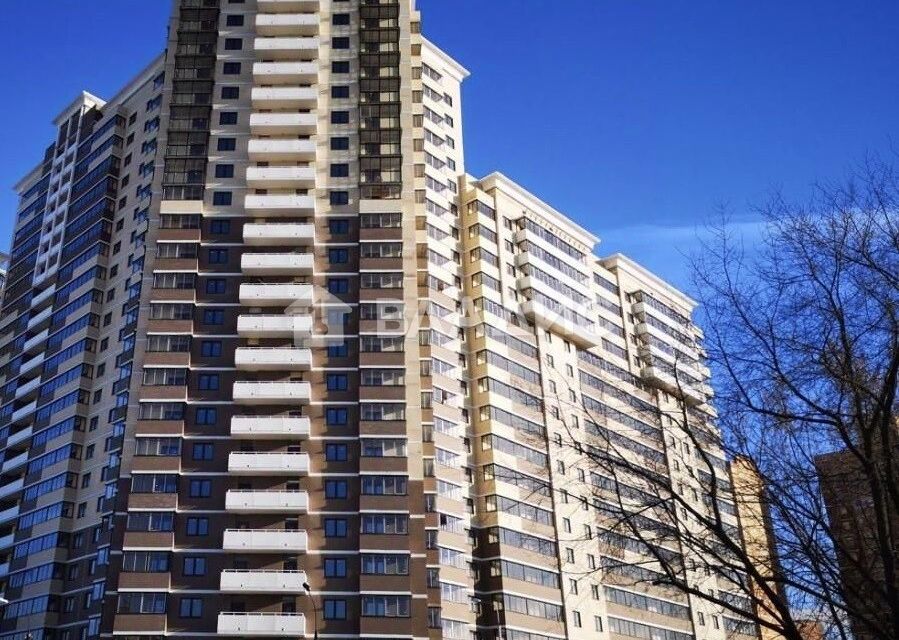 Продаётся 1-комнатная квартира, 38 м²