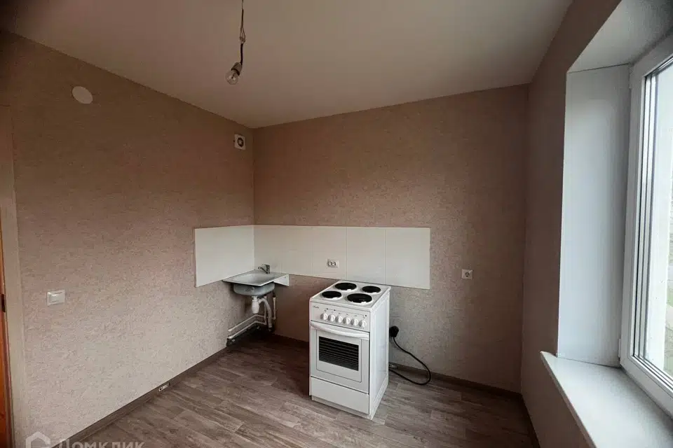 Продаётся 3-комнатная квартира, 58.3 м²