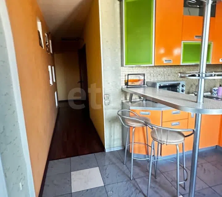 Сдаётся 3-комнатная квартира, 97.8 м²