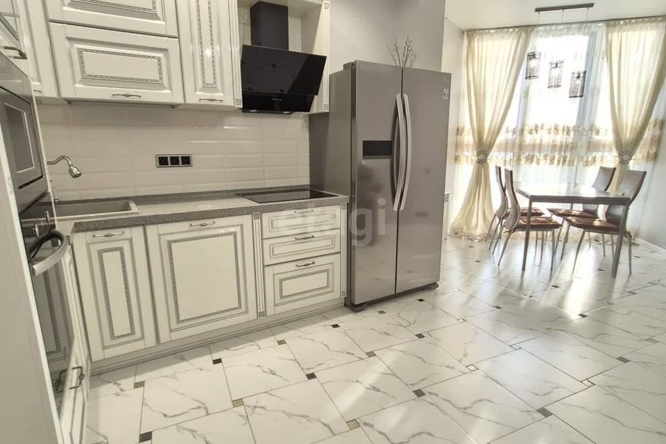 Продаётся 3-комнатная квартира, 77.8 м²