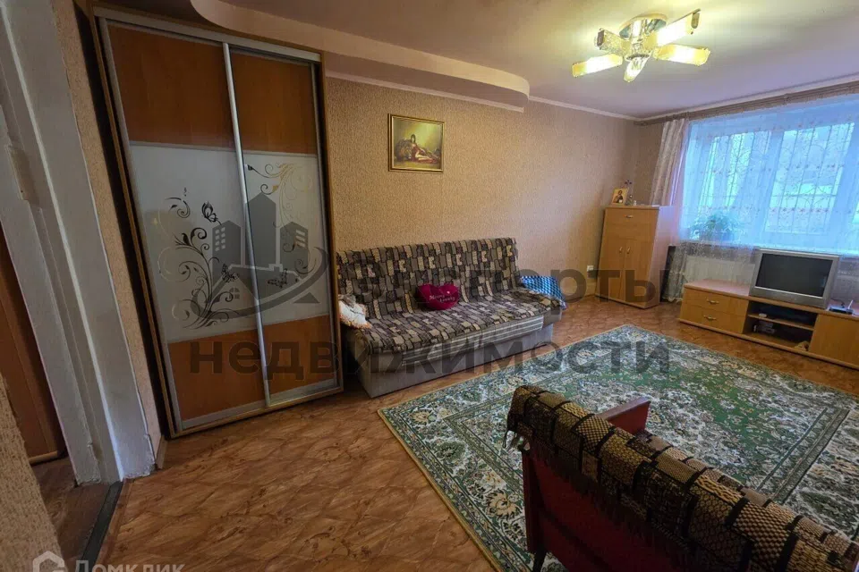 Продаётся 3-комнатная квартира, 56.2 м²