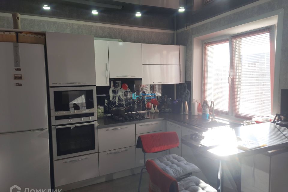 Продаётся 2-комнатная квартира, 72 м²