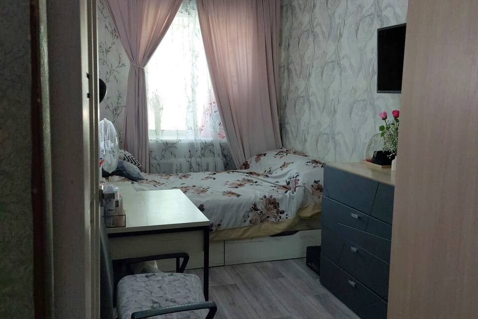 Продаётся 3-комнатная квартира, 39.1 м²