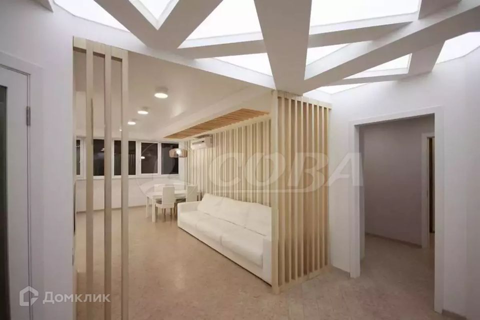 Продаётся 2-комнатная квартира, 101 м²