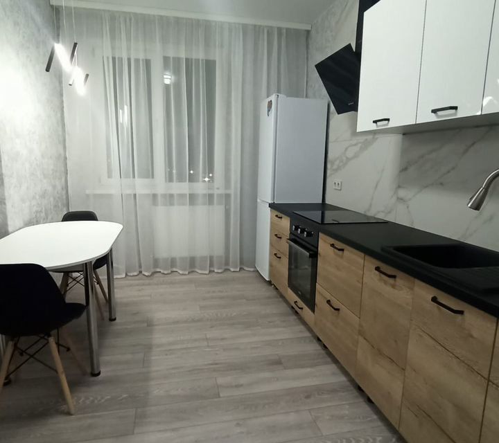 Продаётся 1-комнатная квартира, 43 м²