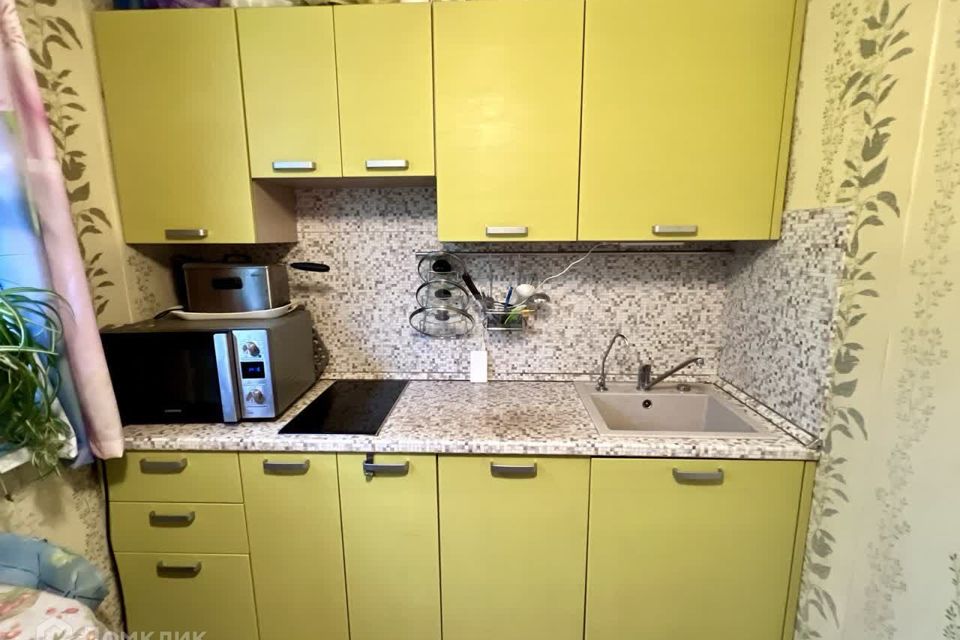 Продаётся 1-комнатная квартира, 37.7 м²