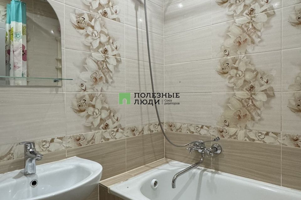 Продаётся 3-комнатная квартира, 67.4 м²