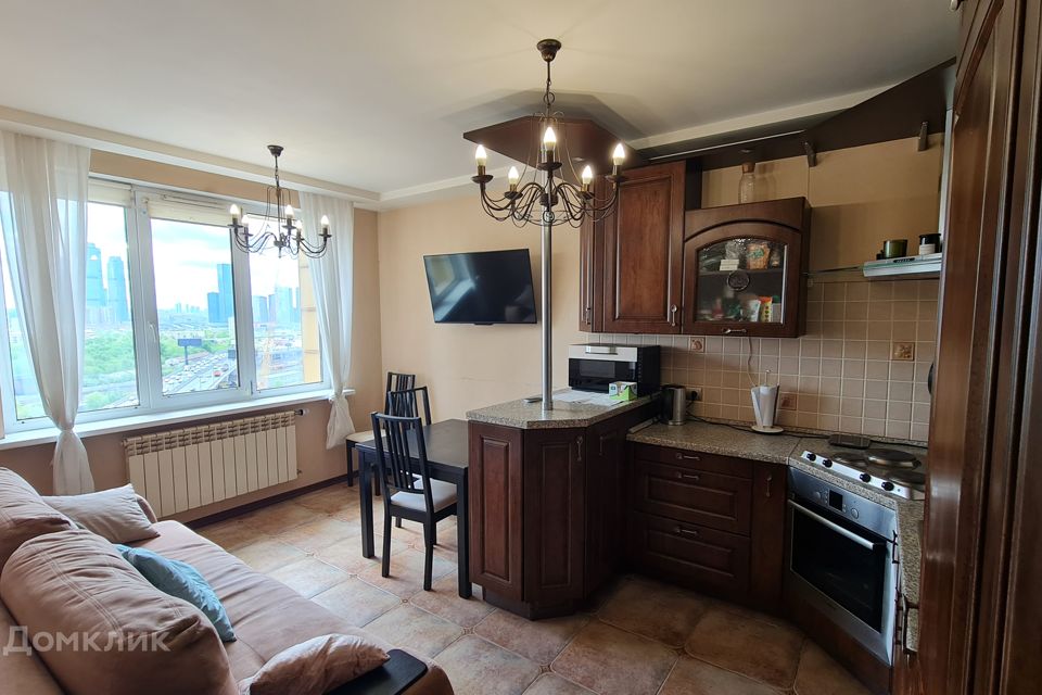 Продаётся 2-комнатная квартира, 76.4 м²